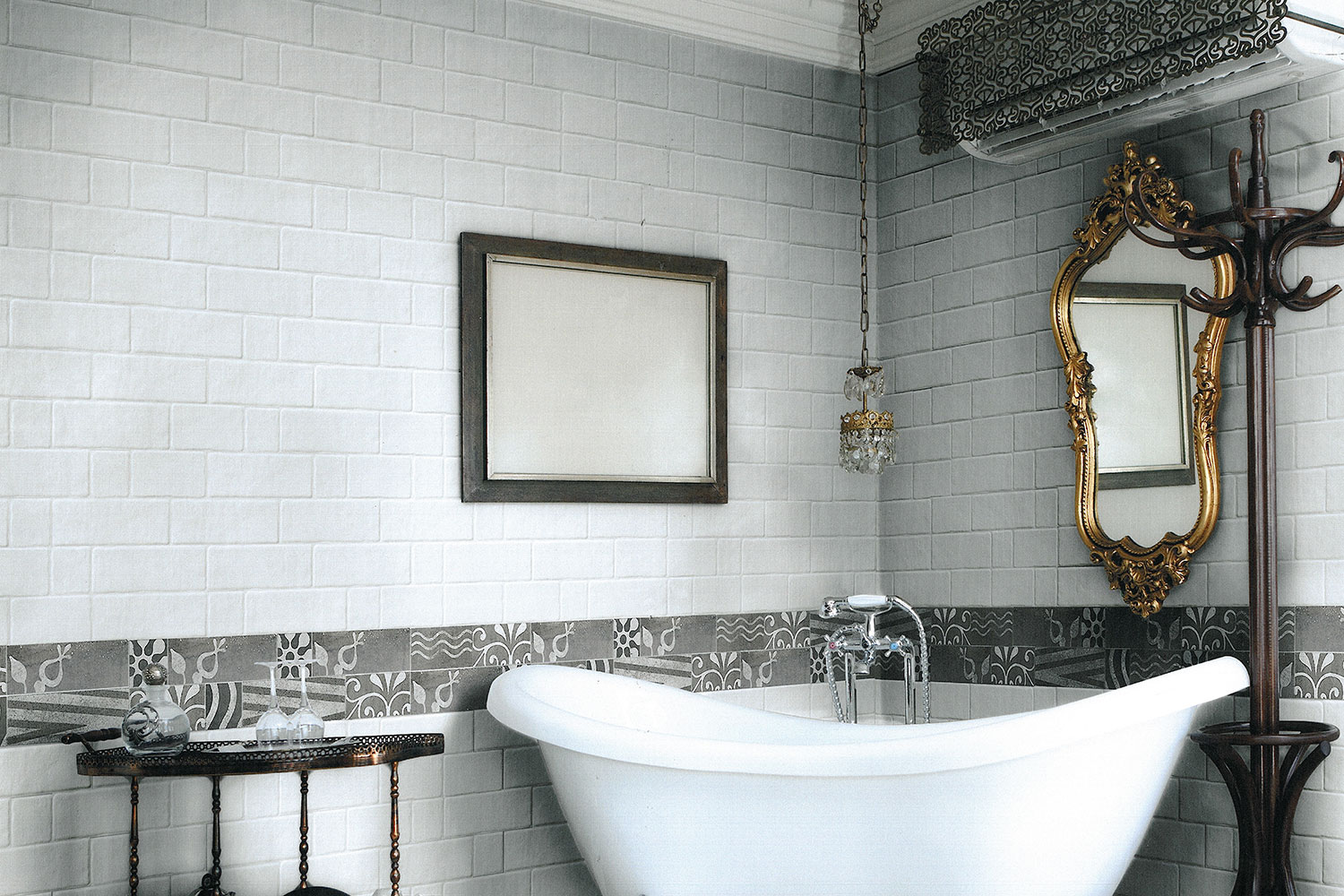 Brick White Bathroom « Interceramic